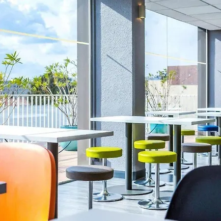 Отель Ibis Budget St Raphael Centre Et 2*