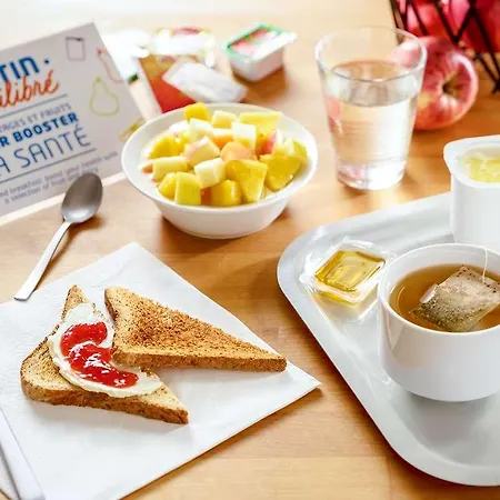 Ibis Budget St Raphael Centre Plages Gare Tgv Szálloda 2*