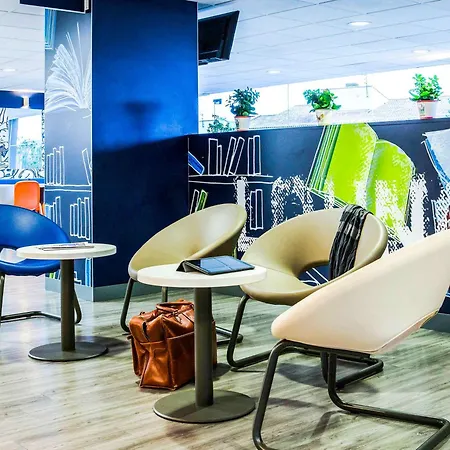 Ibis Budget St Raphael Centre 酒店 Fréjus