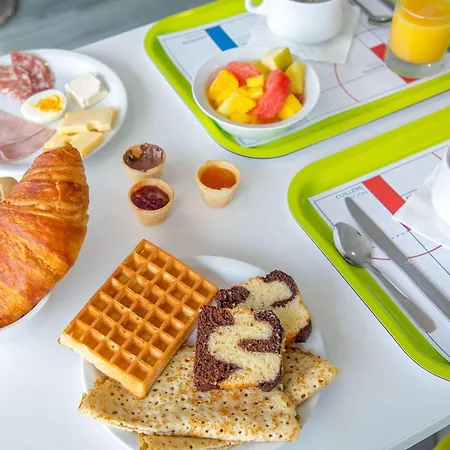 Ibis Budget St Raphael Centre Et Фрежюс