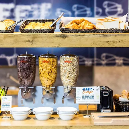 Ibis Budget St Raphael Centre Et Отель Фрежюс