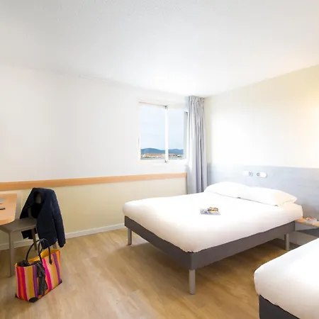 Ibis Budget St Raphael Centre Et Отель