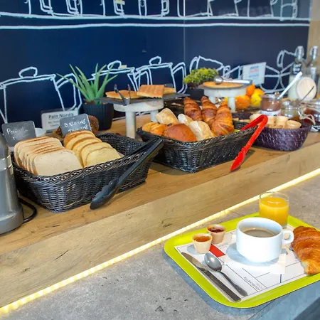 Отель Ibis Budget St Raphael Centre Et Фрежюс