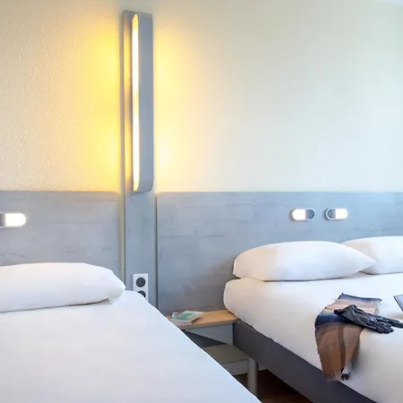 Ibis Budget St Raphael Centre Et 2* Фрежюс
