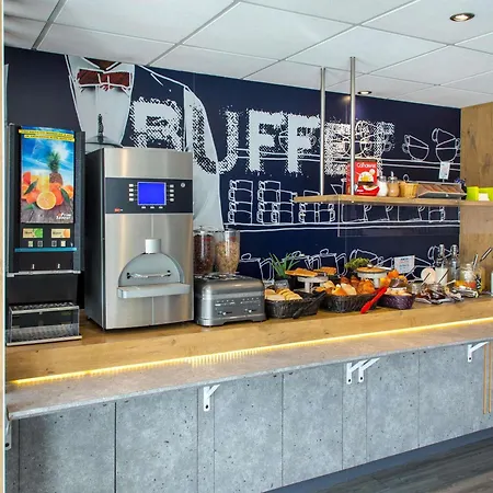 酒店 Ibis Budget St Raphael Centre 2*