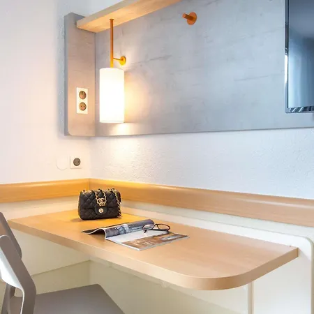Ibis Budget St Raphael Centre Plages Gare Tgv Szálloda 2*