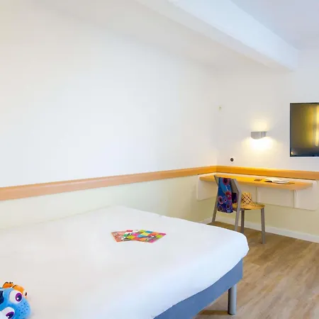 Ibis Budget St Raphael Centre Plages Gare Tgv Fréjus