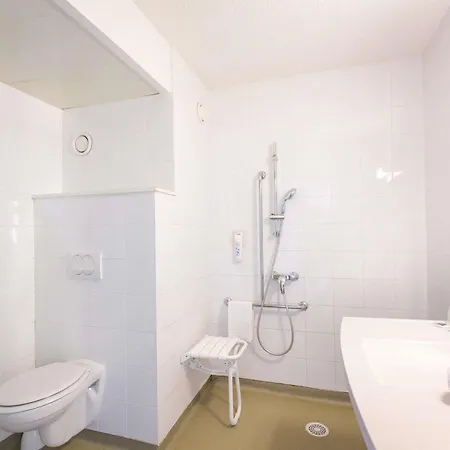 Ibis Budget St Raphael Centre Plages Gare Tgv Szálloda 2*