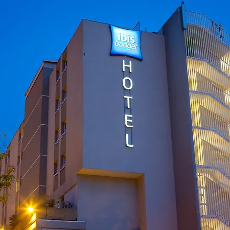 Отель Ibis Budget St Raphael Centre Et 2*