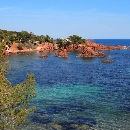 Ibis Budget St Raphael Centre Et 2* Фрежюс