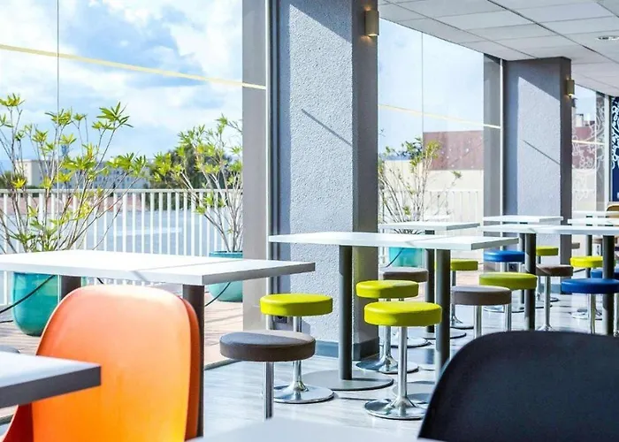 Hotel Ibis Budget St Raphael Centre 2*
