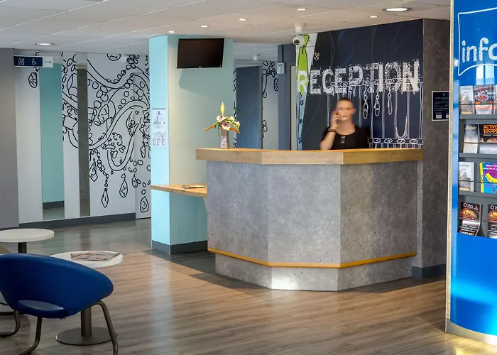 Hotel Ibis Budget St Raphael Centre 2*