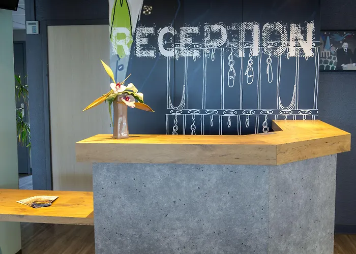 Ibis Budget St Raphael Centre Hotel