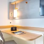Ibis Budget St Raphaël Centre Tassigny Hotel 2*