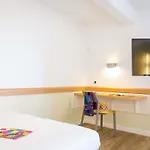 Hotel Ibis Budget St Raphaël Centre Tassigny 2*