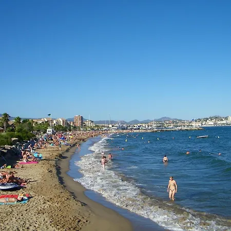 Ibis Budget St Raphael Centre 호텔 Fréjus