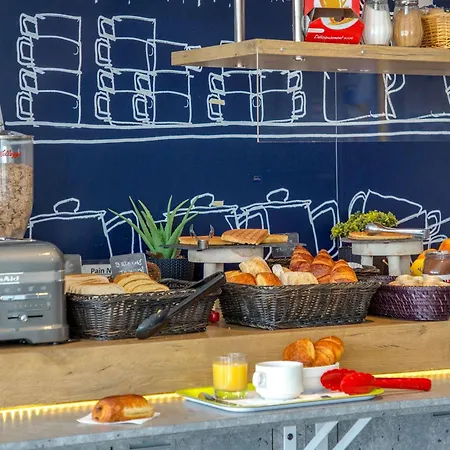 Ibis Budget St Raphael Centre فندق