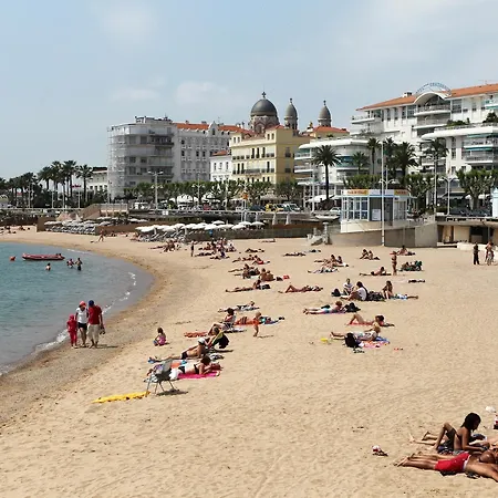 Ibis Budget St Raphael Centre 호텔