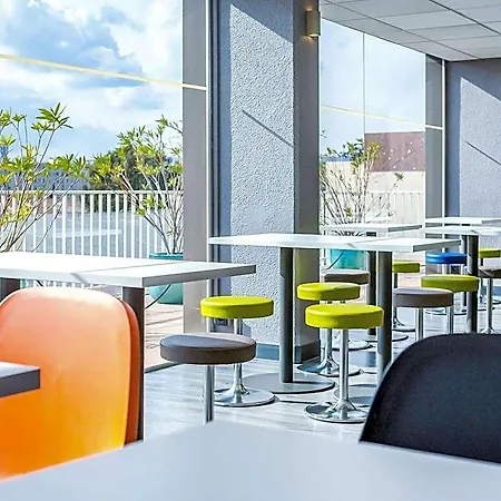 Hotel Ibis Budget St Raphaël Centre Tassigny 2*