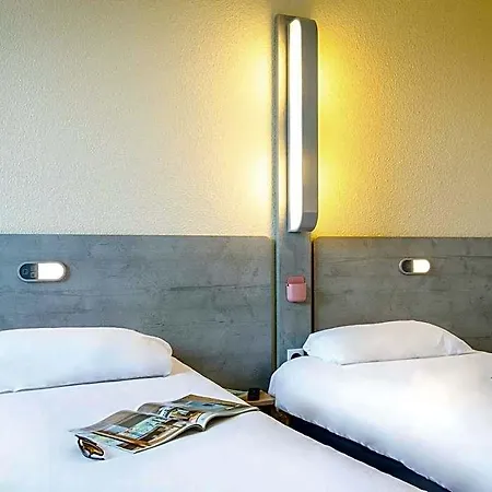 호텔 Ibis Budget St Raphael Centre Plages Gare Tgv