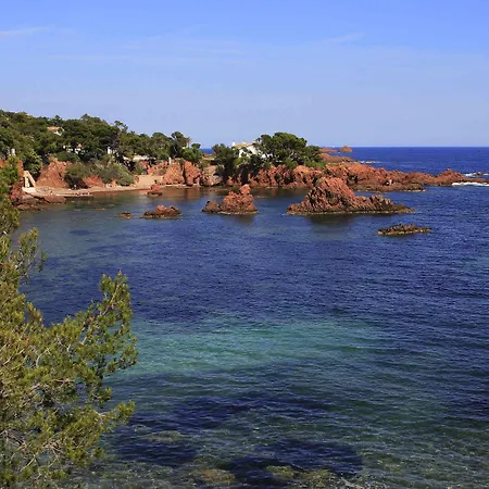 Ibis Budget St Raphael Centre Plages Gare Tgv 2* Fréjus