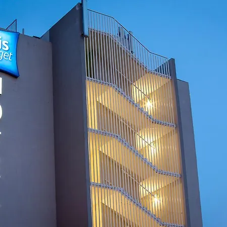 Ibis Budget St Raphaël Centre Tassigny Hotel