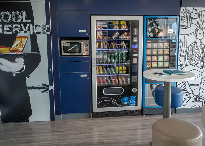 Ibis Budget St Raphael Centre فندق 2*