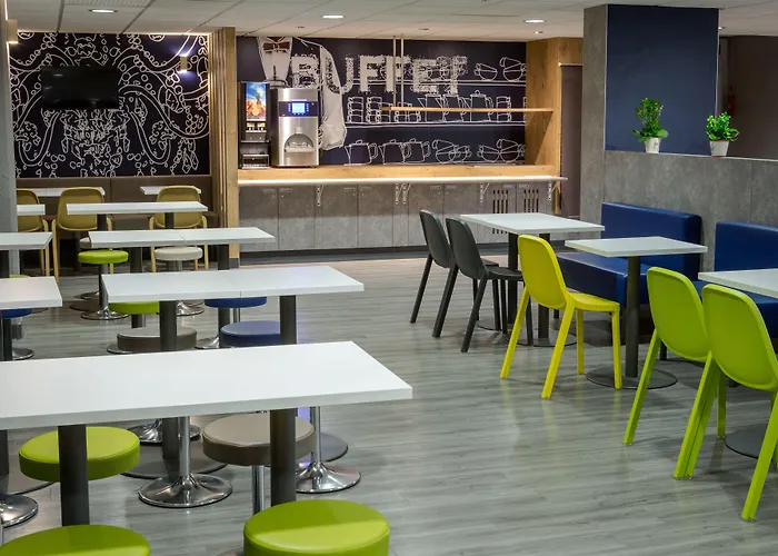 Ibis Budget St Raphael Centre فندق Fréjus