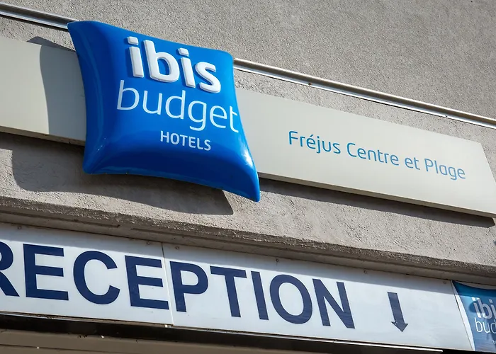 Ibis Budget St Raphael Centre فندق 2*